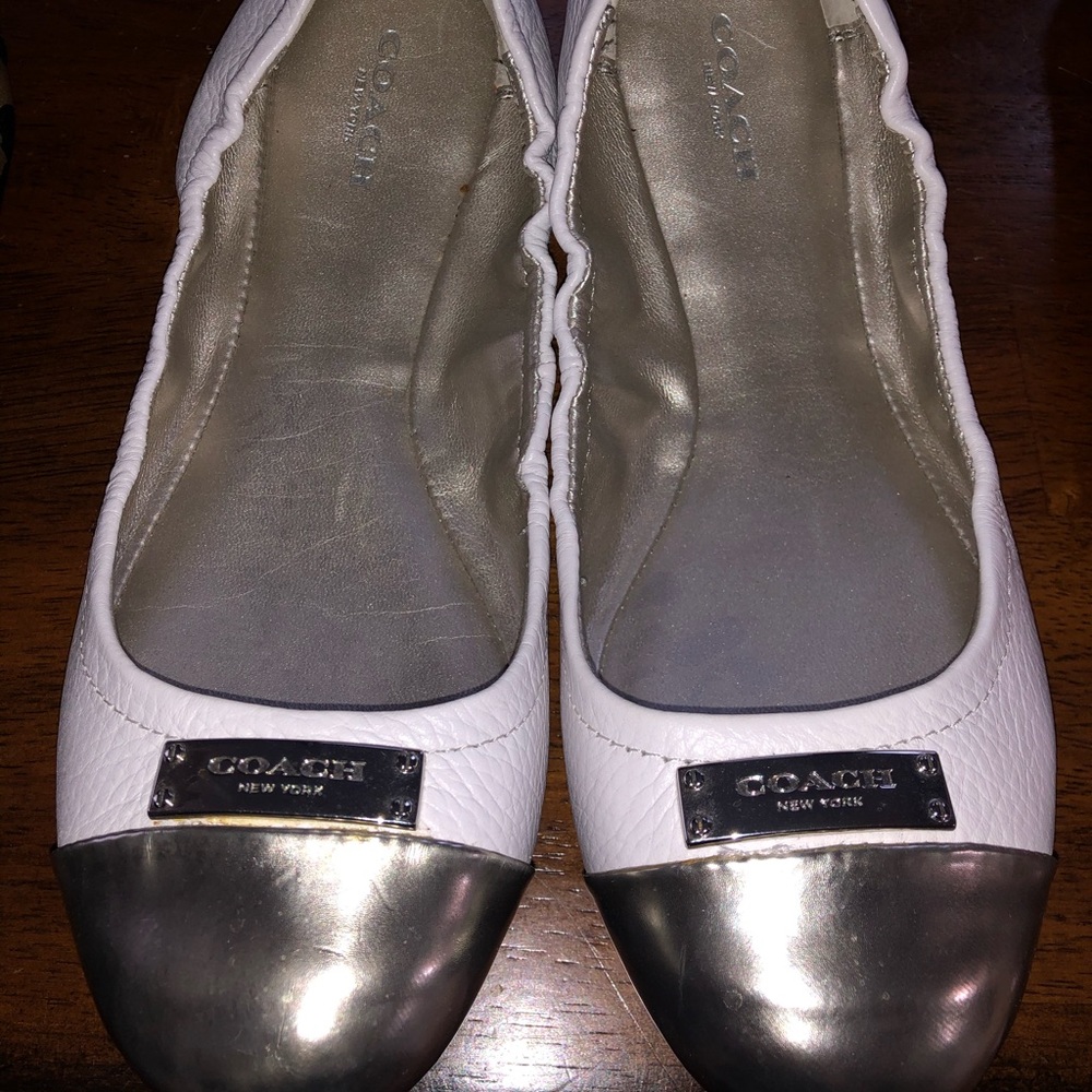 Coach flats